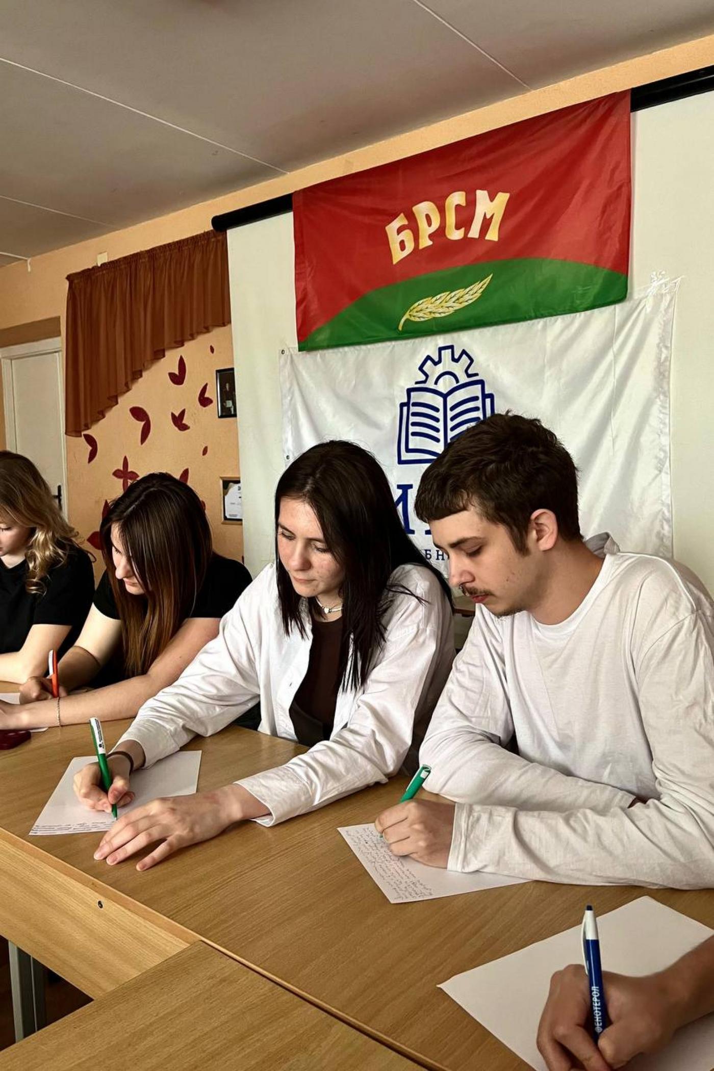 Акция на ИПФ «Письмо солдату Победы»